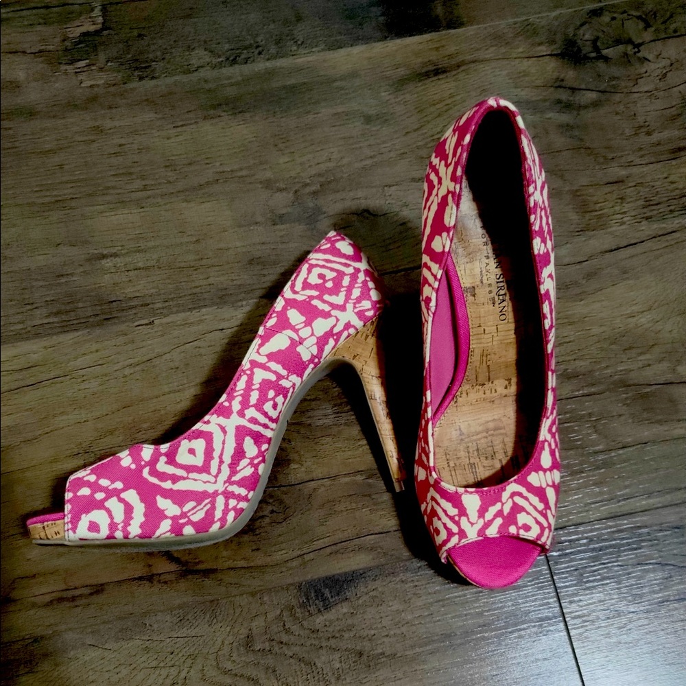 Christian Siriano pink/ivory Peep Toe Heels with Cork Accents size 8.5